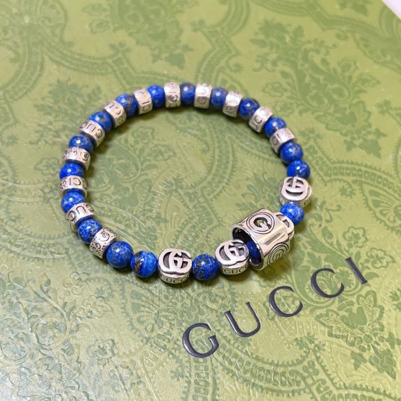 G*u*i bracelets